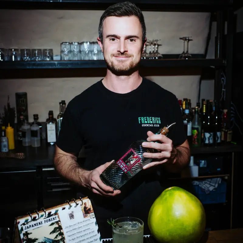 Sumoh Gin - GiNFAMILY