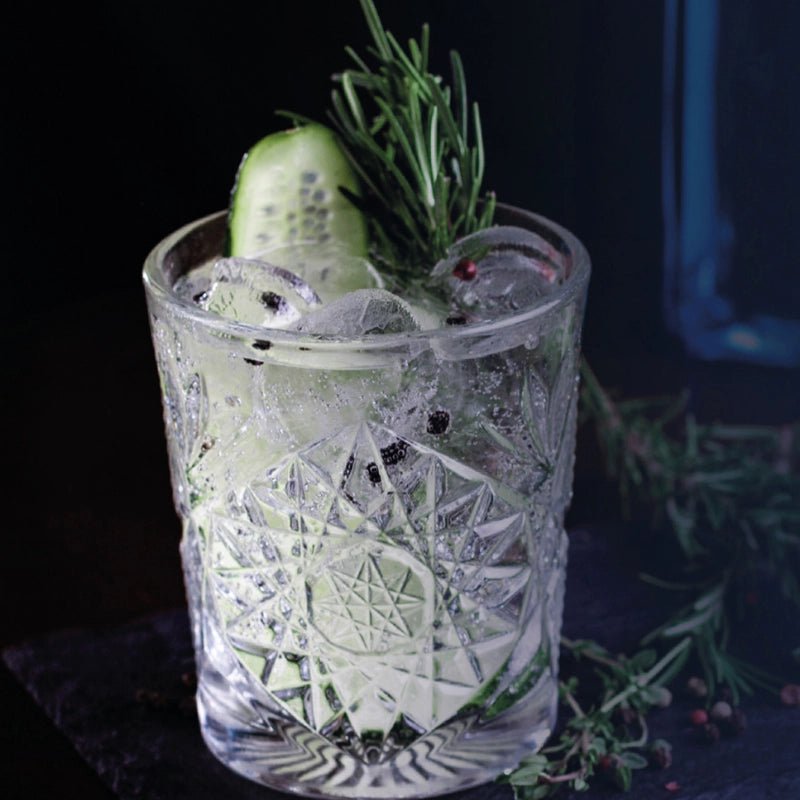 neeka PURE - GiNFAMILY